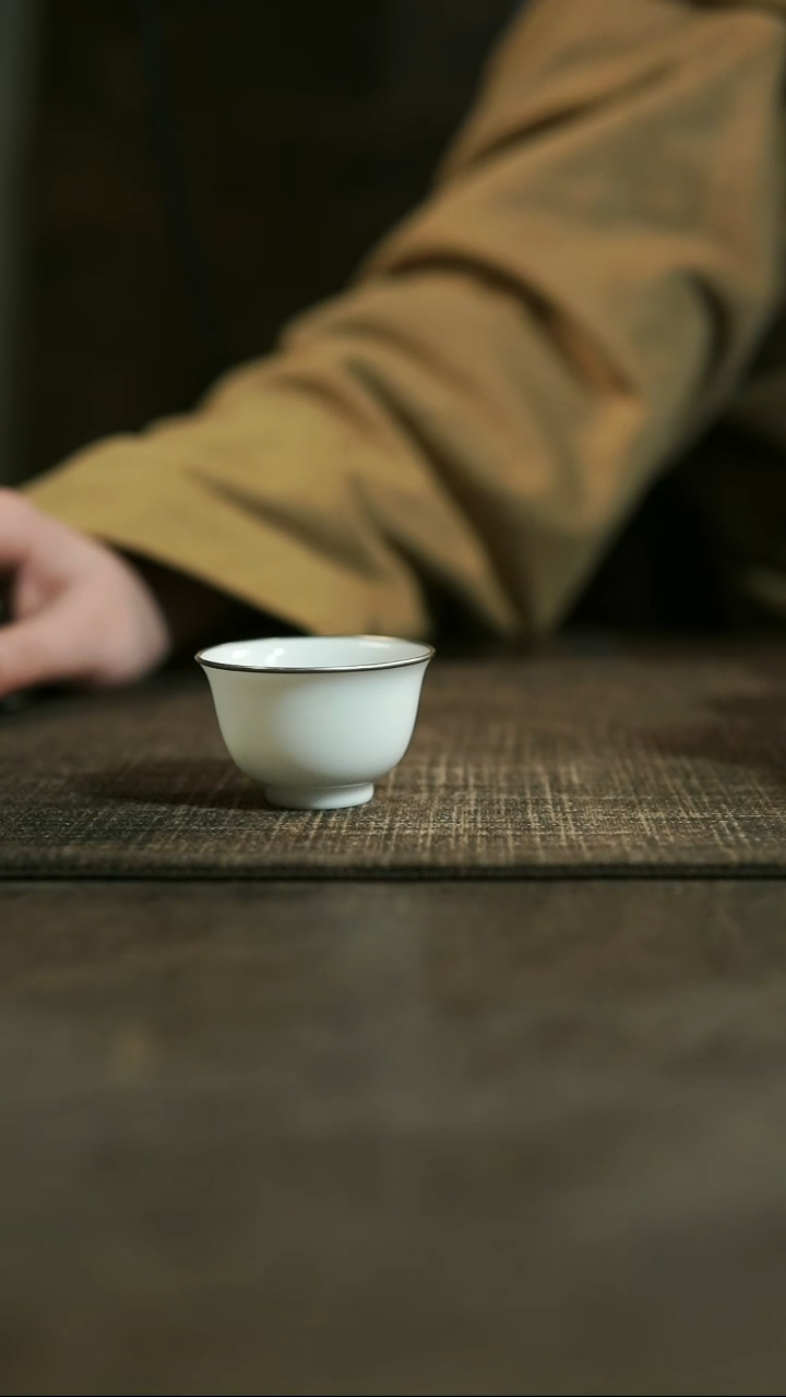 【闪购商品】瓷1111111
