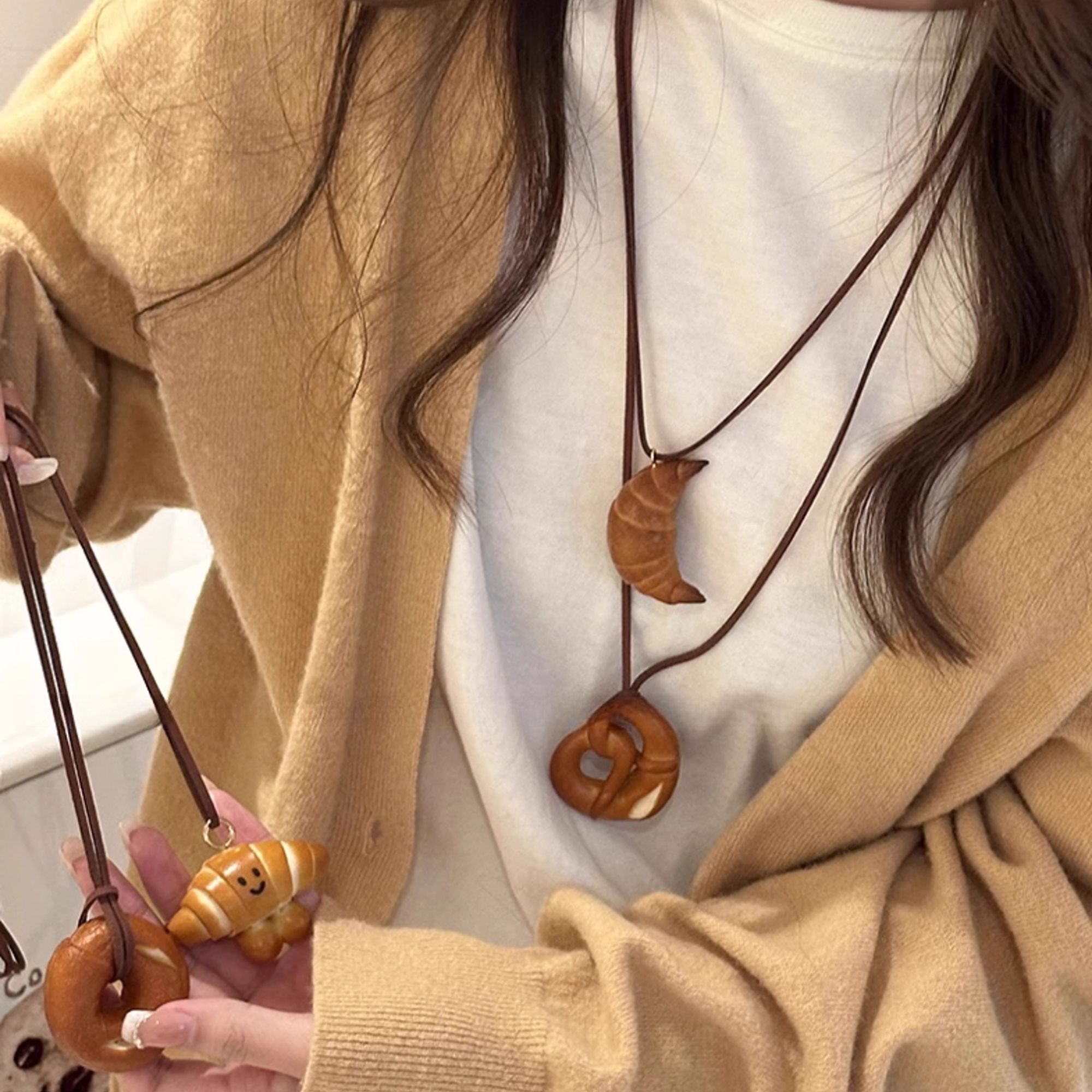 铜皮质项链 手工面包碱水结牛角包可颂仔长款吊坠项链女毛衣链潮 