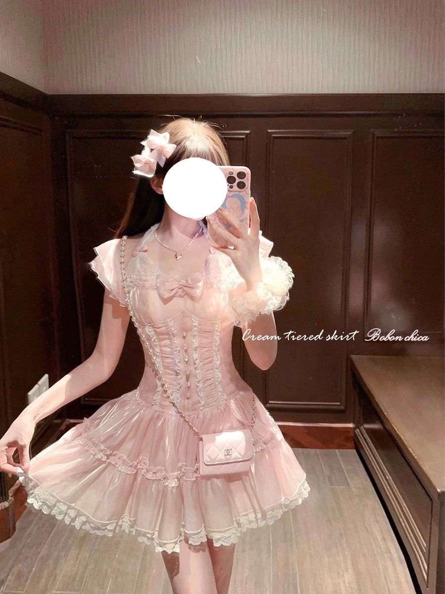 流光灰姑娘/早秋新款百合缎蕾丝蝴蝶结公主收腰蓬蓬连衣裙女