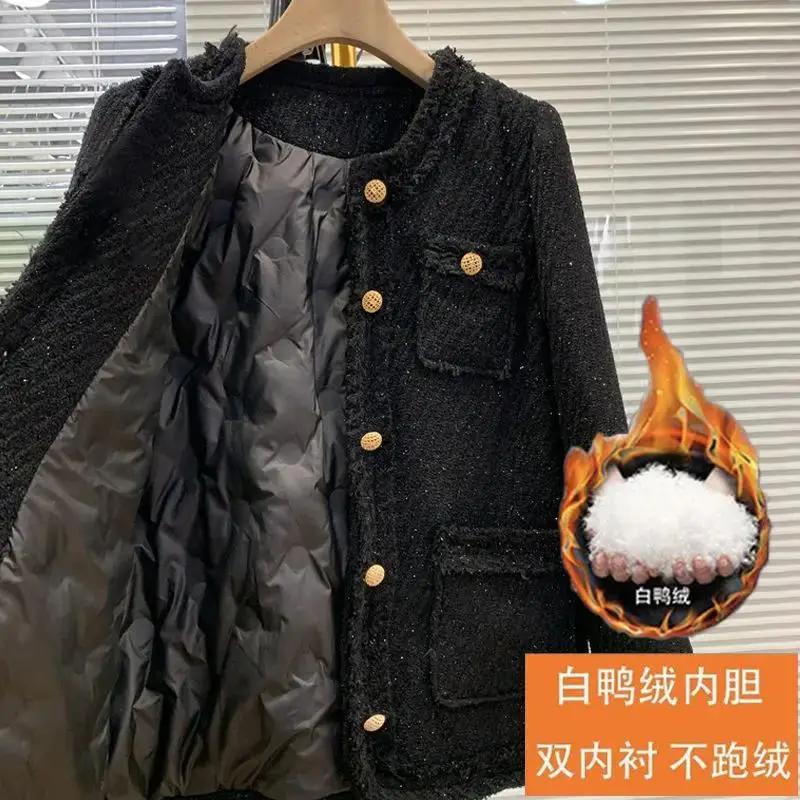 [荣荣推荐】2023冬季羽绒服小香风羊毛外套女粗花呢编织气质名媛白