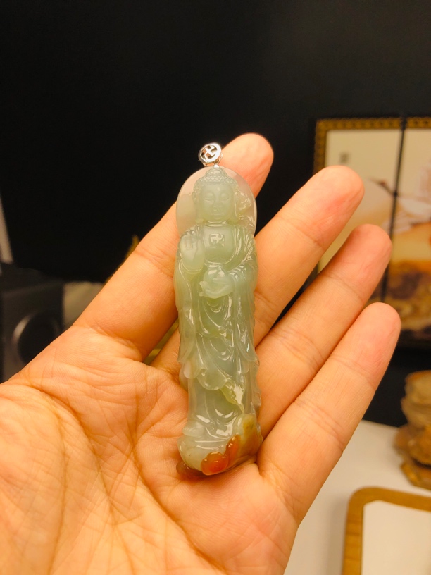 缅甸天然A货翡翠如来吊坠