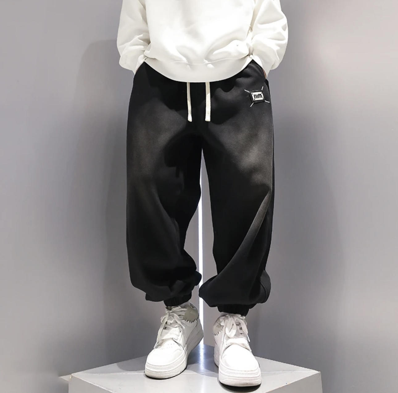 运动休闲裤 新款男士时尚宽松潮流卫裤24102