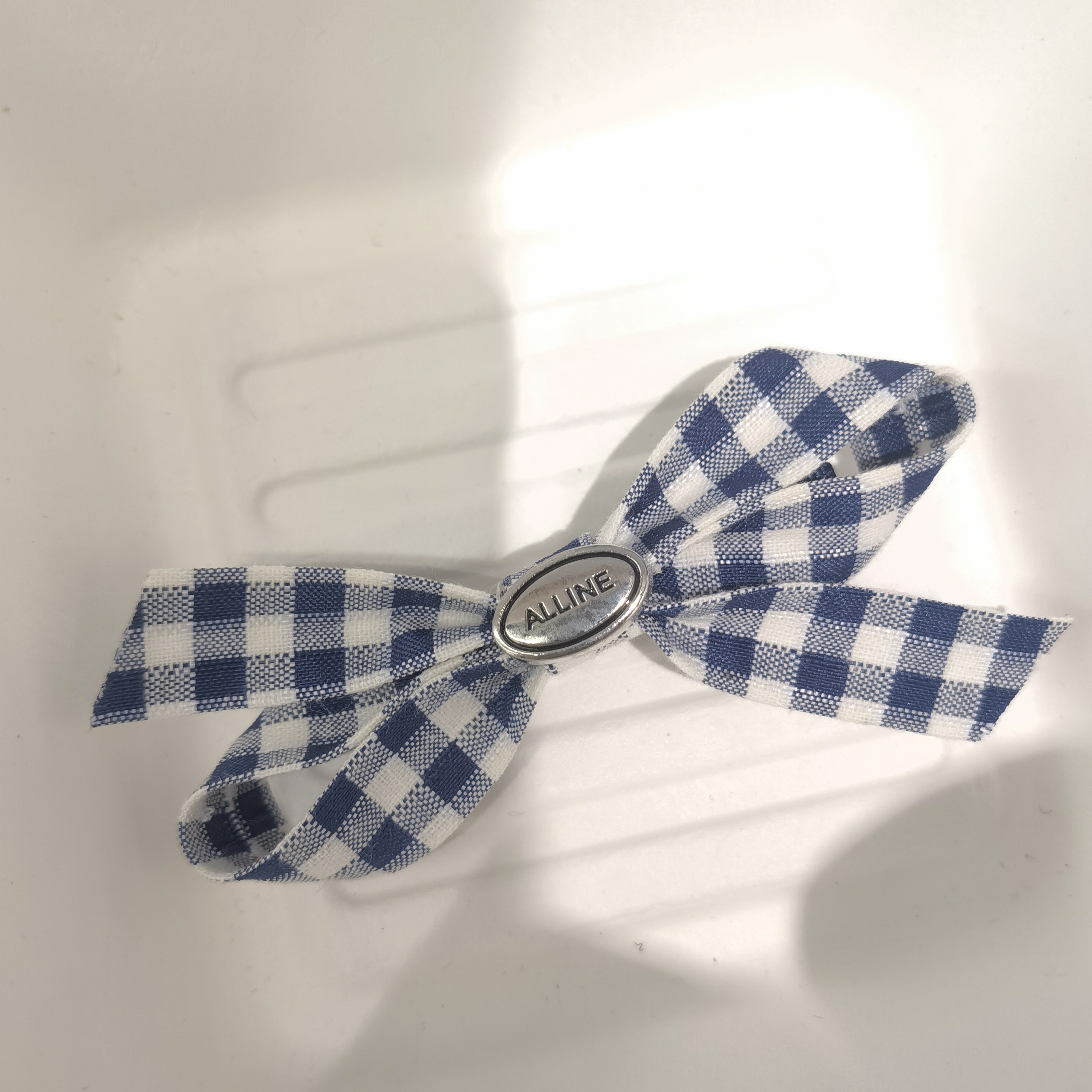 A851(满9.9包邮)蓝色格子蝴蝶结边夹