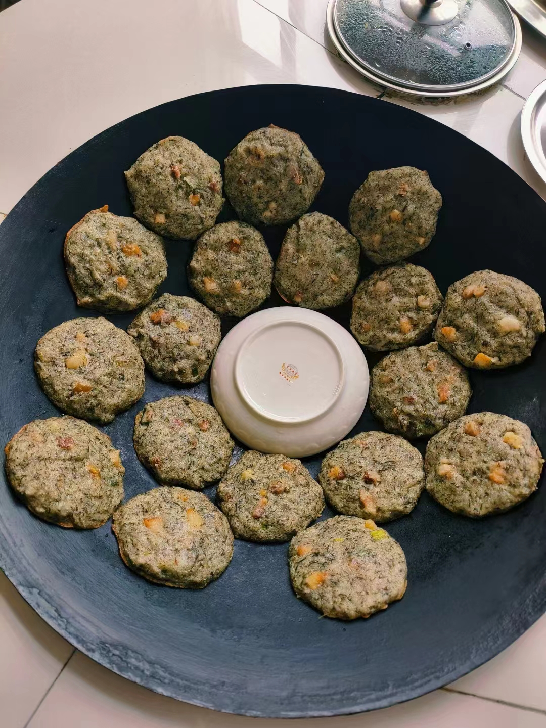 安徽霍山蒿子粑粑农家手工制作腊肉粑粑大别山特产六安地方味道粑