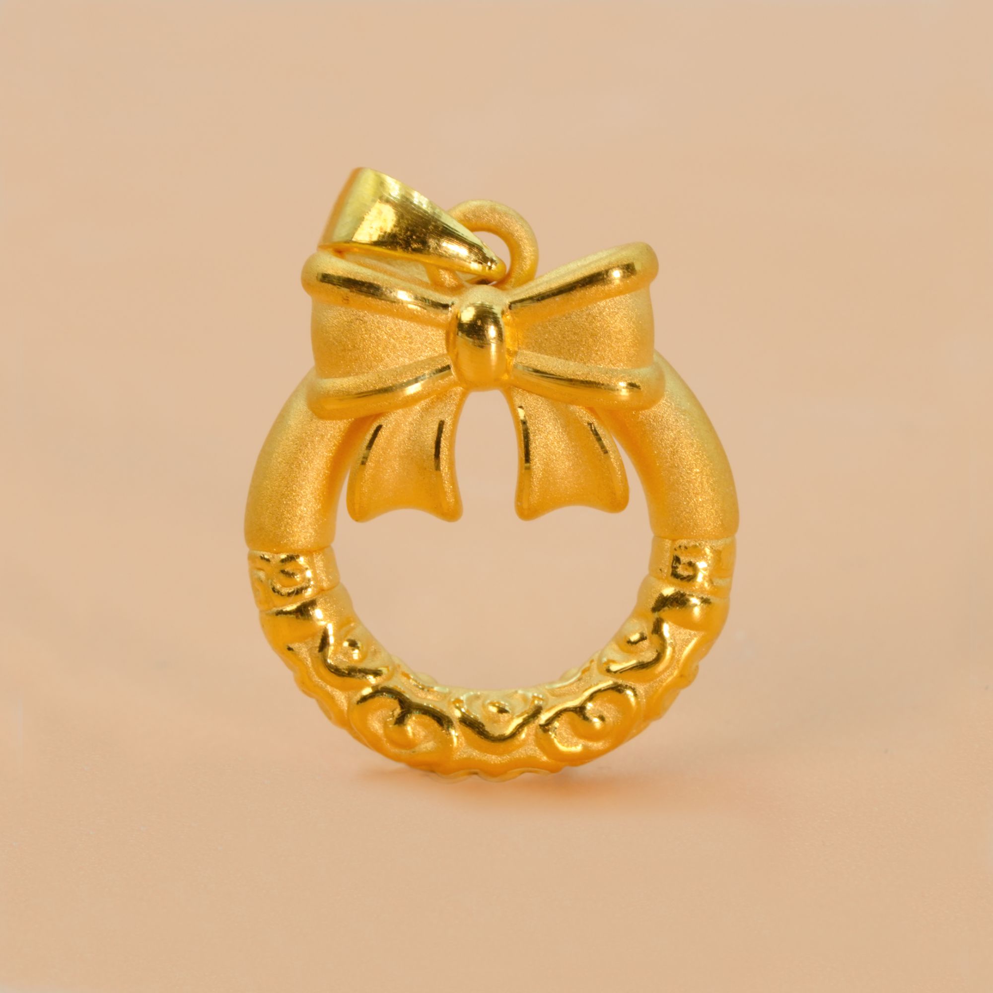 金美福足金999黄金在逃公主平安扣蝴蝶结祥云吊坠3D工艺送女友