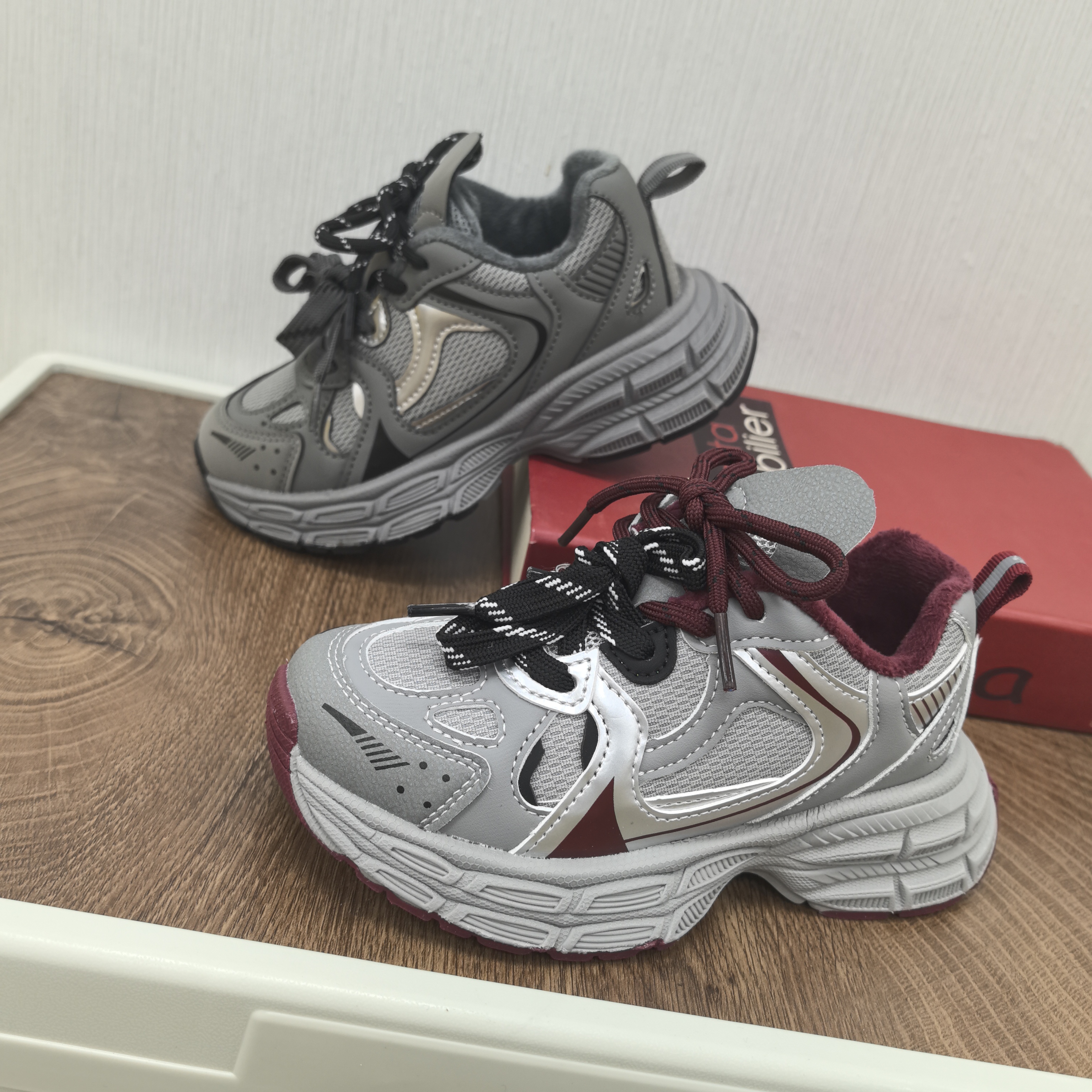 儿童2024冬新款中大童鞋子男女童软底老爹鞋运动棉鞋8739