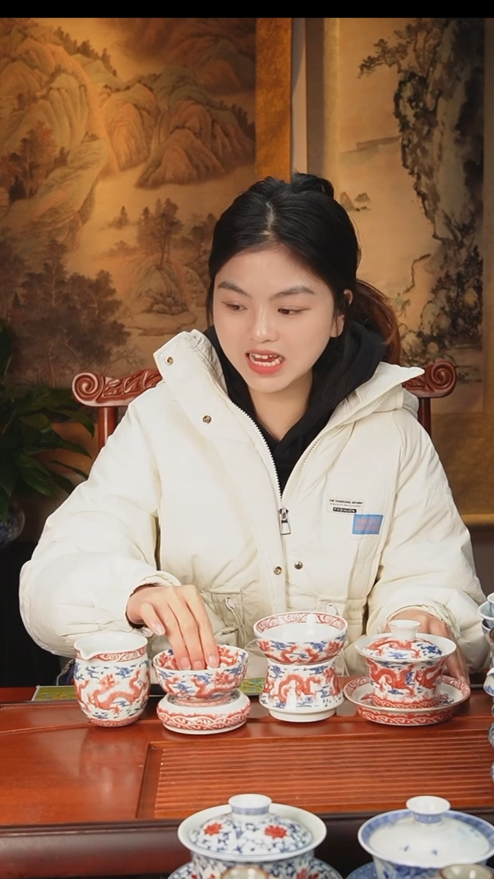 【闪购商品】密胺杯矾红九龙盖碗茶漏公道2盖置2主杯7件套