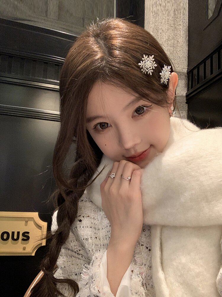 高级感圣诞节秋冬雪花珠珠发夹女小夹子鸭嘴夹前额刘海夹发饰头饰