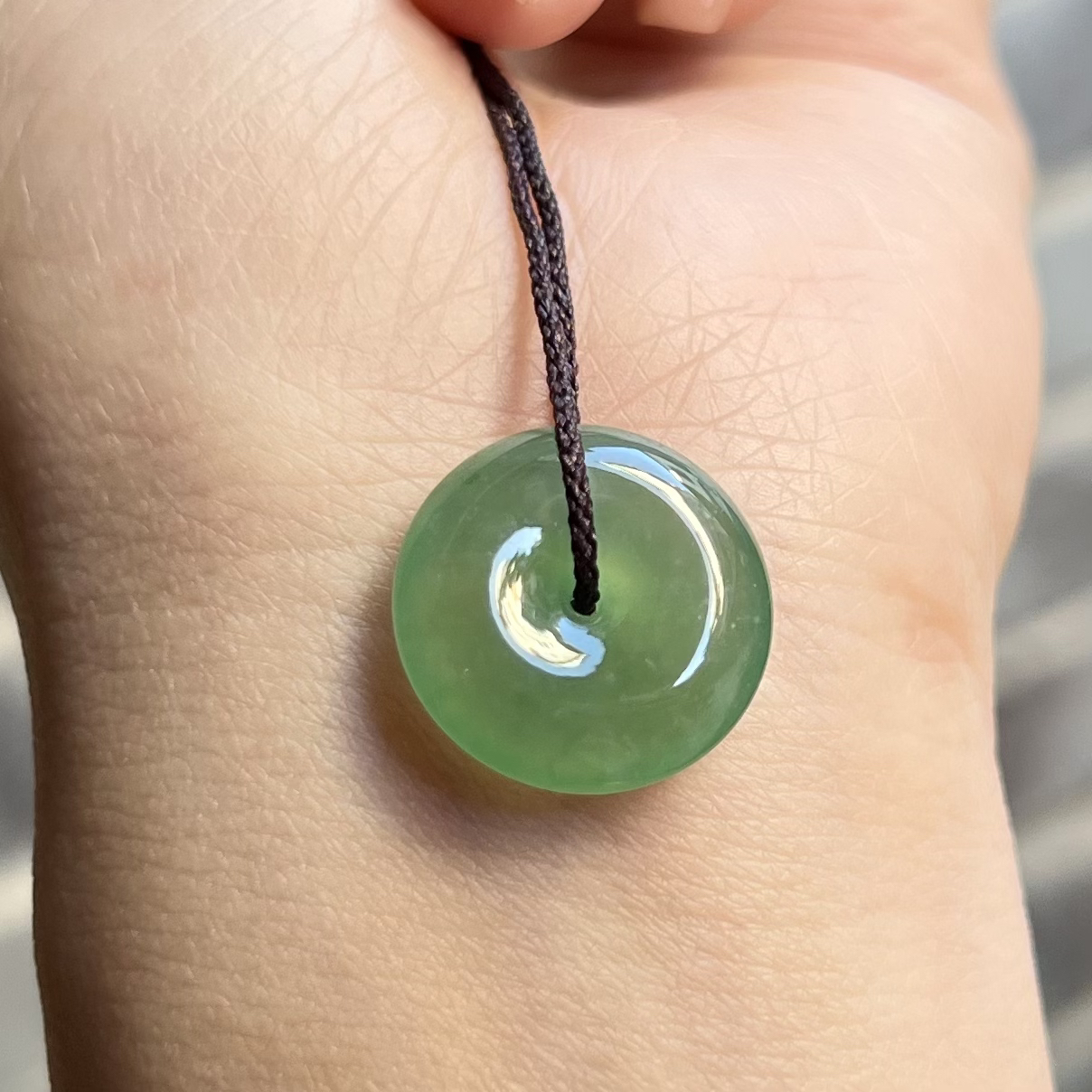 翡翠浓晴绿平安扣吊坠圆润饱满绿色