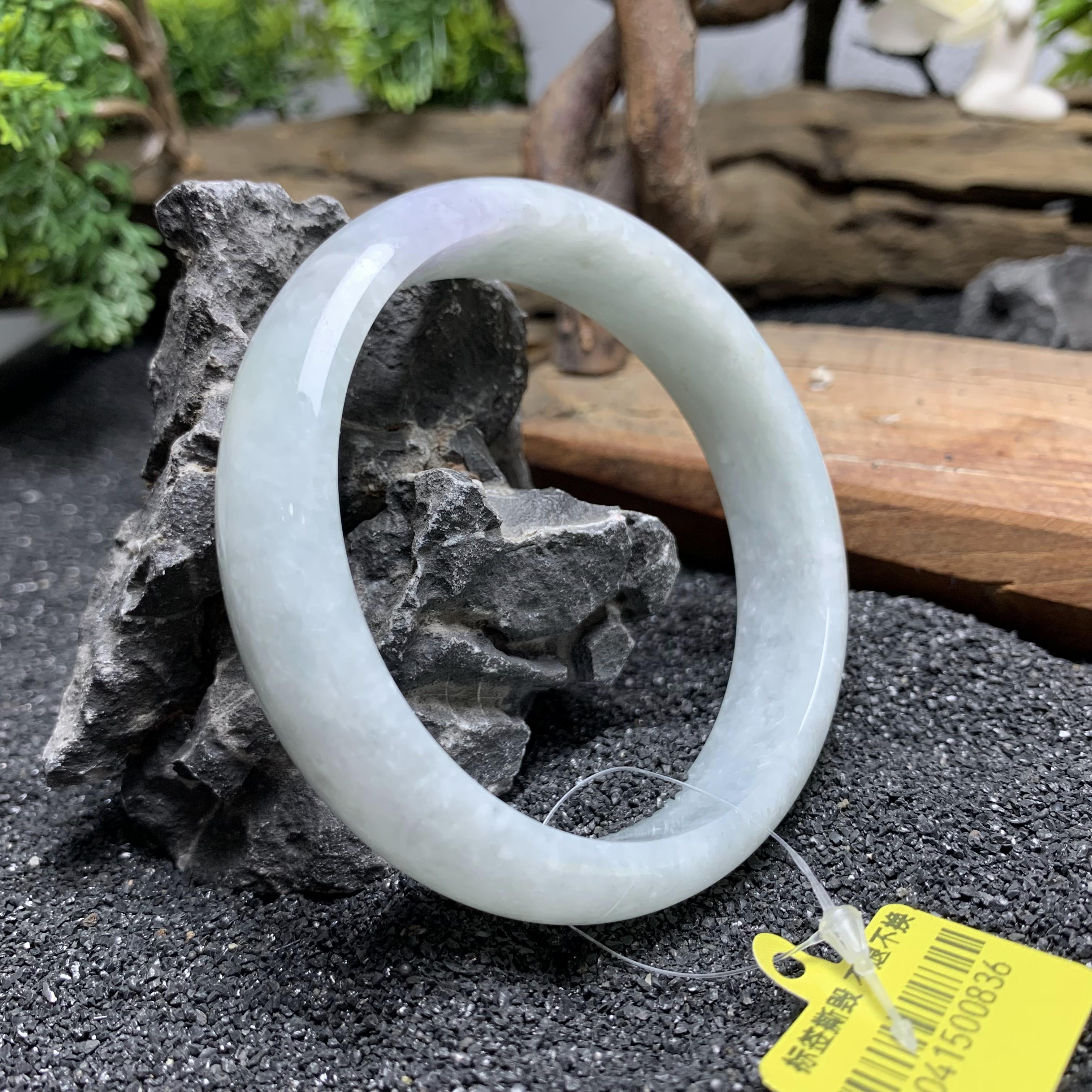 天然A货缅甸翡翠 59正圈 带水头 有底色厚装宽版 0836 白色时尚