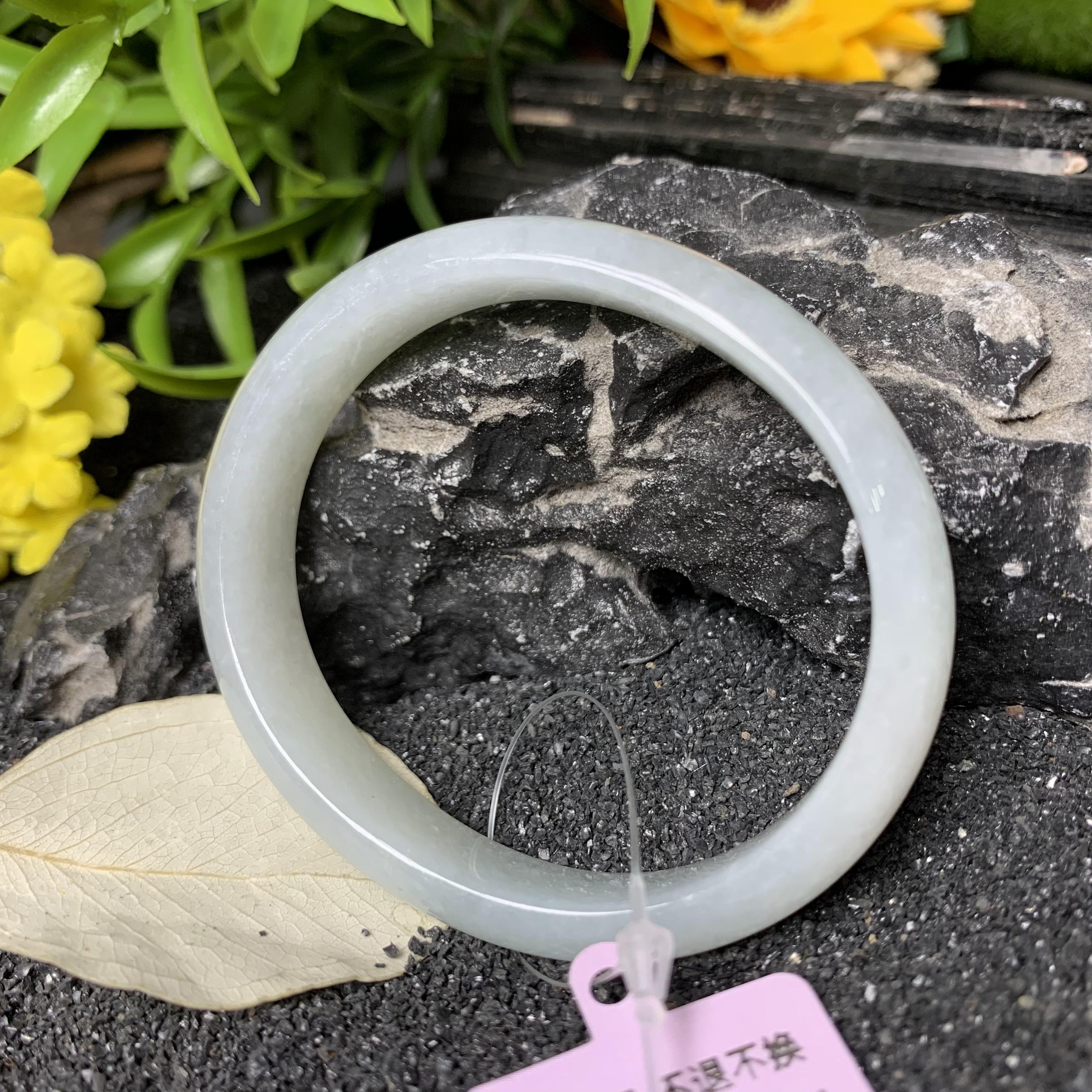 翡乘山翠天然A货缅甸翡翠 52贵妃 宽版带种水带色 肉质细腻时尚