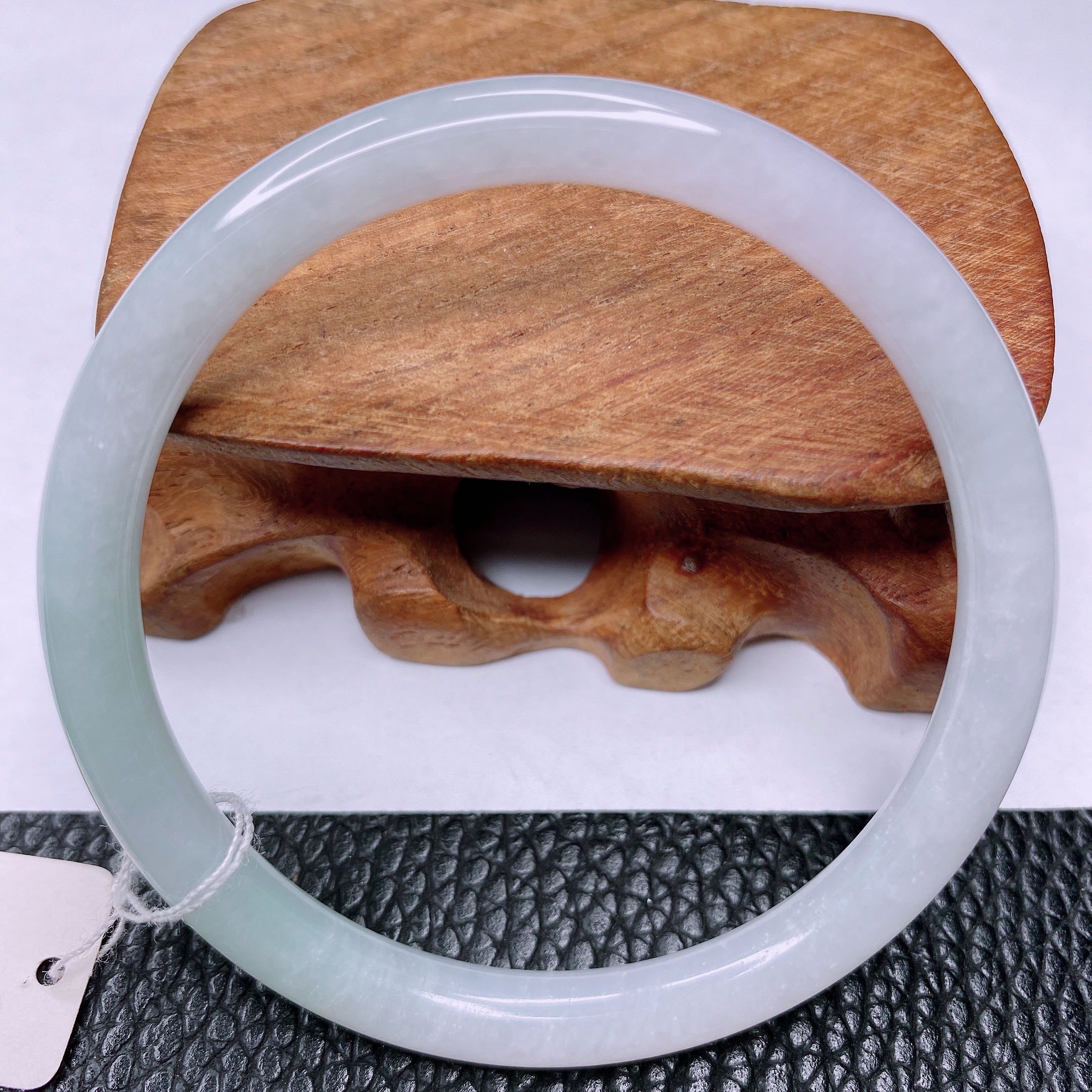 缅甸天然A货翡翠手镯50-51叮当精美冰透女款平安镯