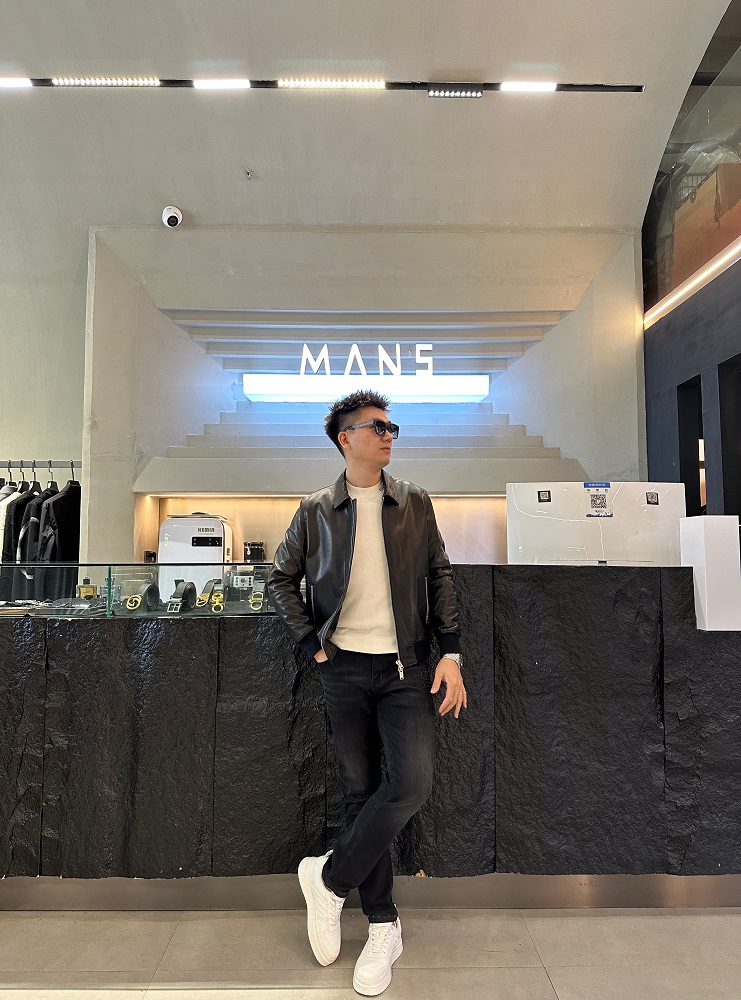 MANS名店-2023新品休闲时尚男士定制翻领皮衣夹克-7201