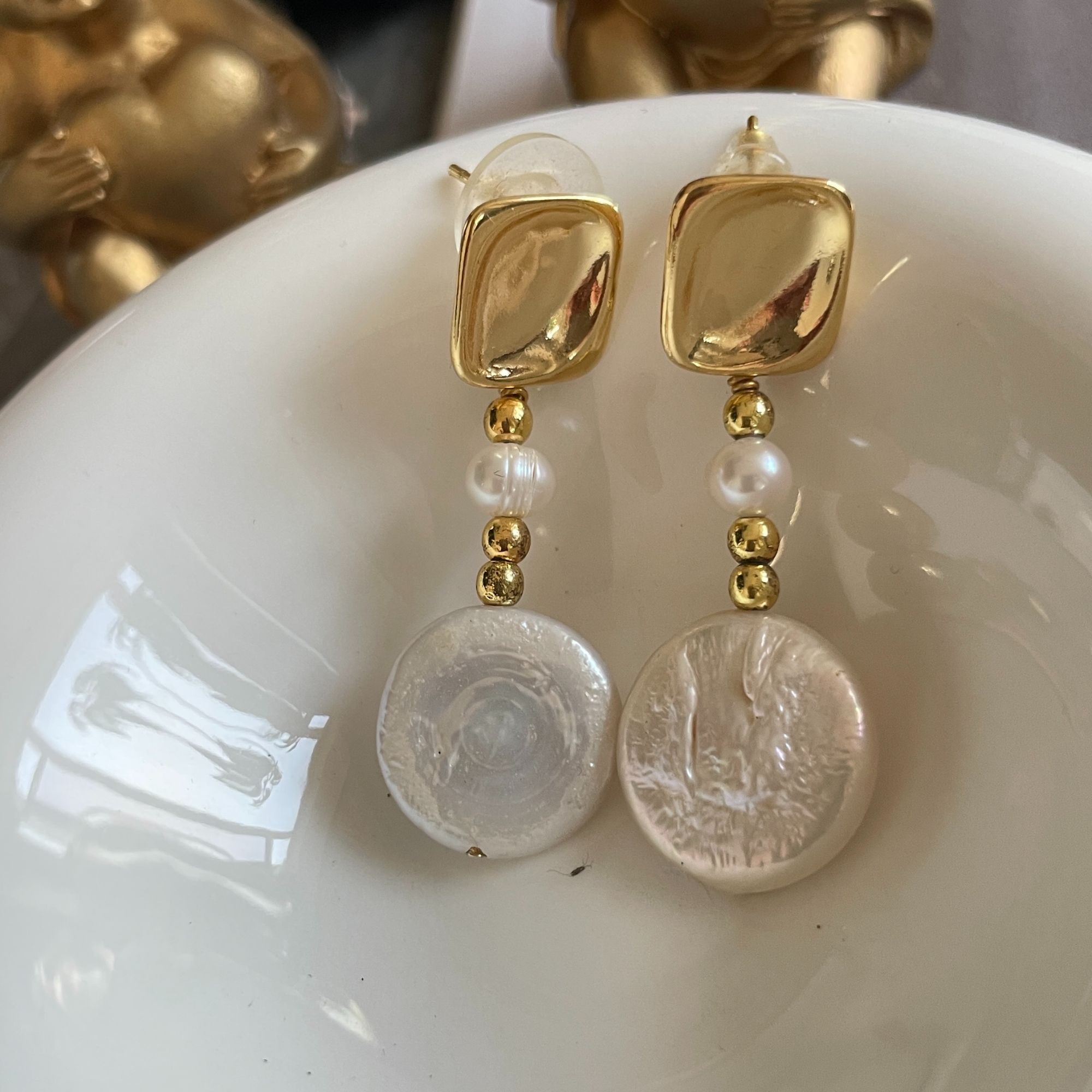 铜合金贝壳耳饰 巴洛克金色方块吊坠耳钉气质时尚复古简约优雅