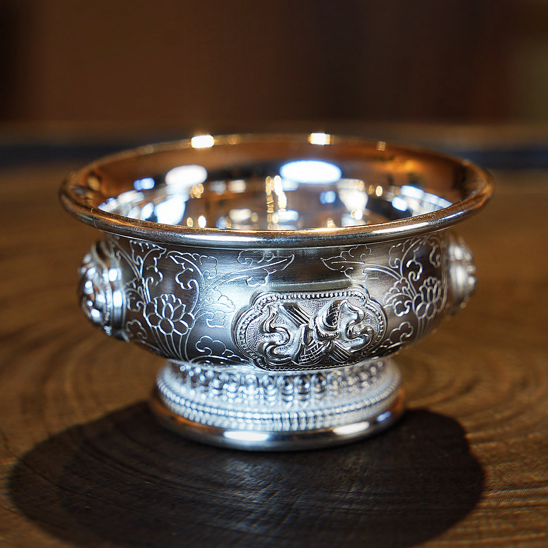 足银银制品 八宝银碗 足银999 口径7公分