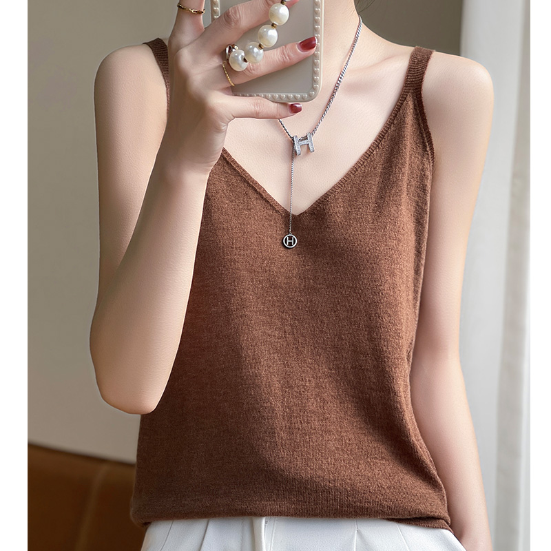 60支精纺细羊毛2023夏新款女V领薄款吊带背心四季可穿打底外穿