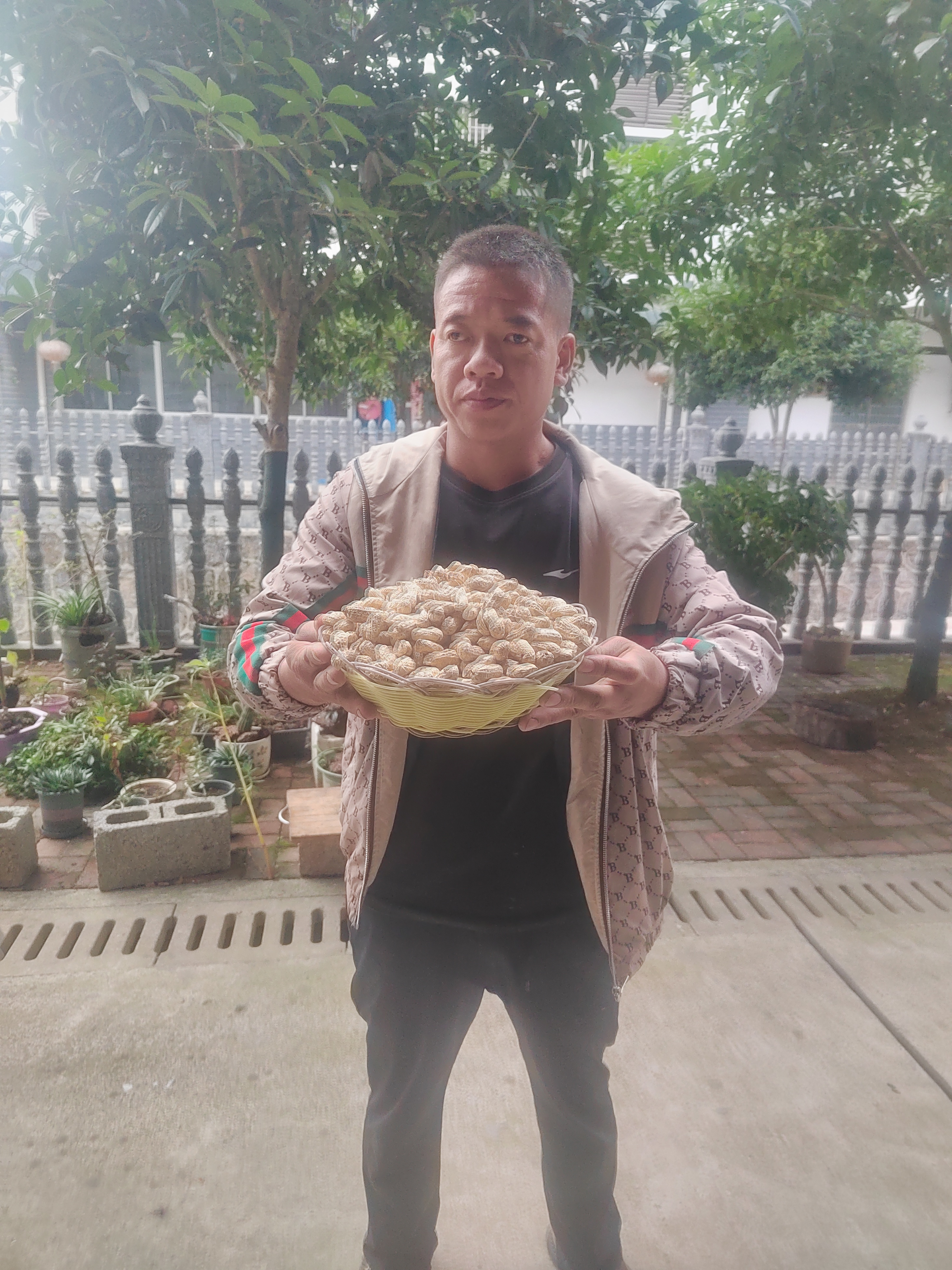 本地土花生4斤（生的）