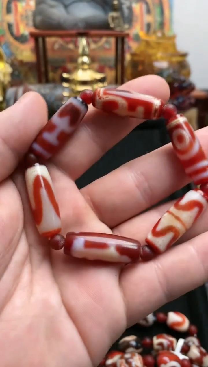 【闪购商品】玛瑙/玉髓手串未镶嵌红纱多宝