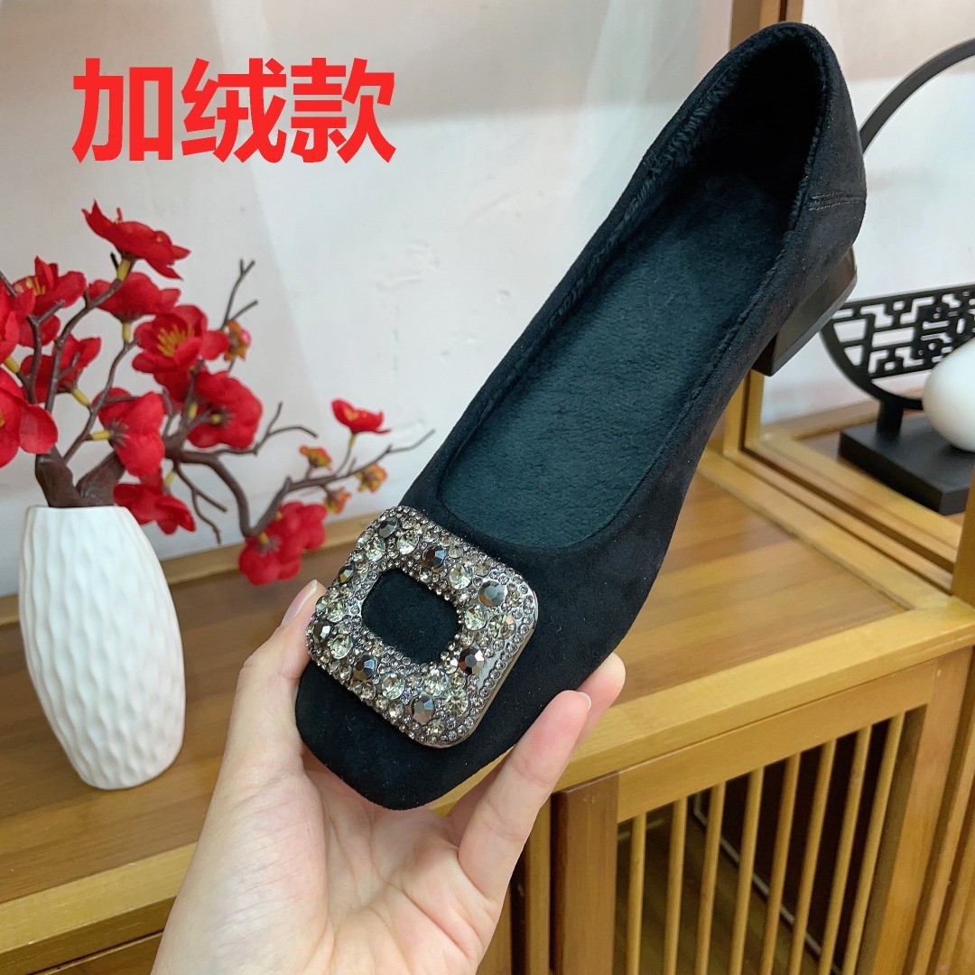 百丽纯爱加绒款~绒面方头钻扣粗跟加绒单鞋软底百搭黑色平跟气质