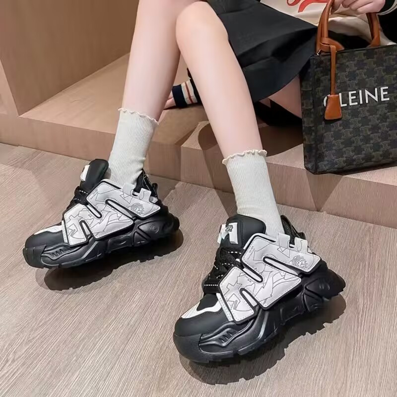 85879新款小白鞋网面休闲鞋潮款老爹鞋百搭运动鞋网红麦昆鞋女