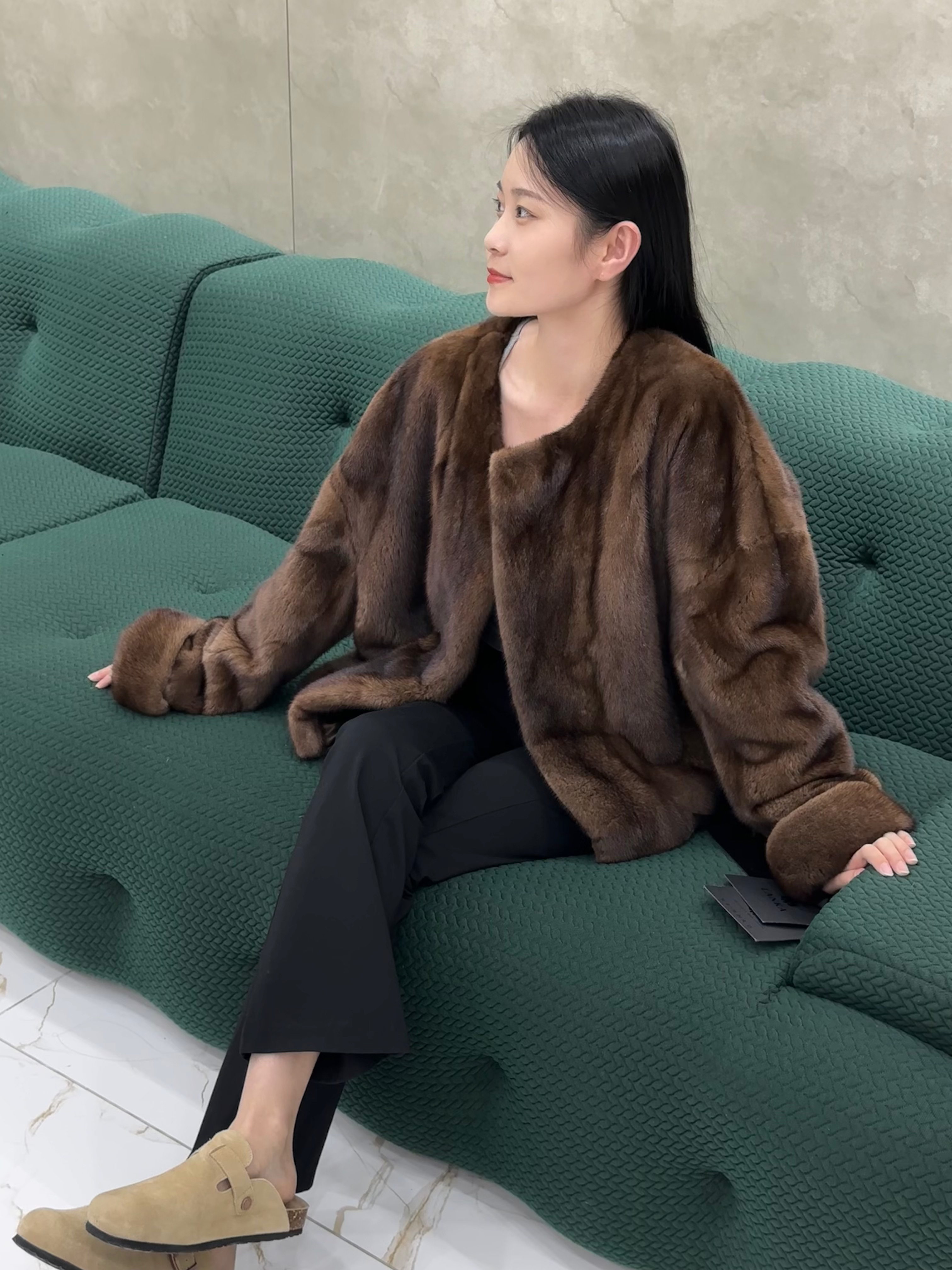 丹麦进口中古色天鹅绒短二外套
