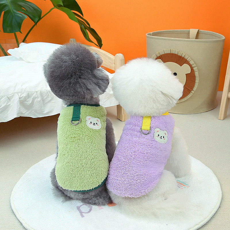 宠物衣服新品狗服装博美可爱宠物狗衣服可挂牵引保暖衣满满熊背心