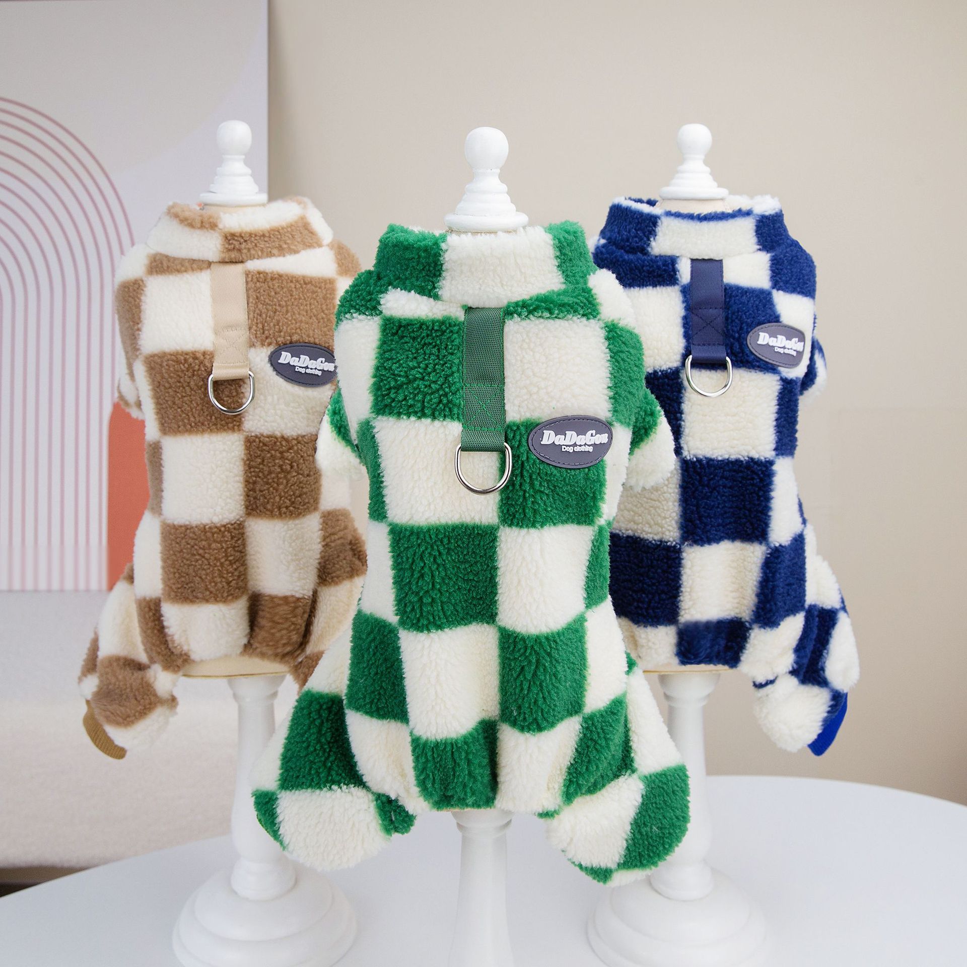 宠物服装秋冬季狗狗衣服泰迪猫咪宠物衣服带拉环23大方格四腿绒衣