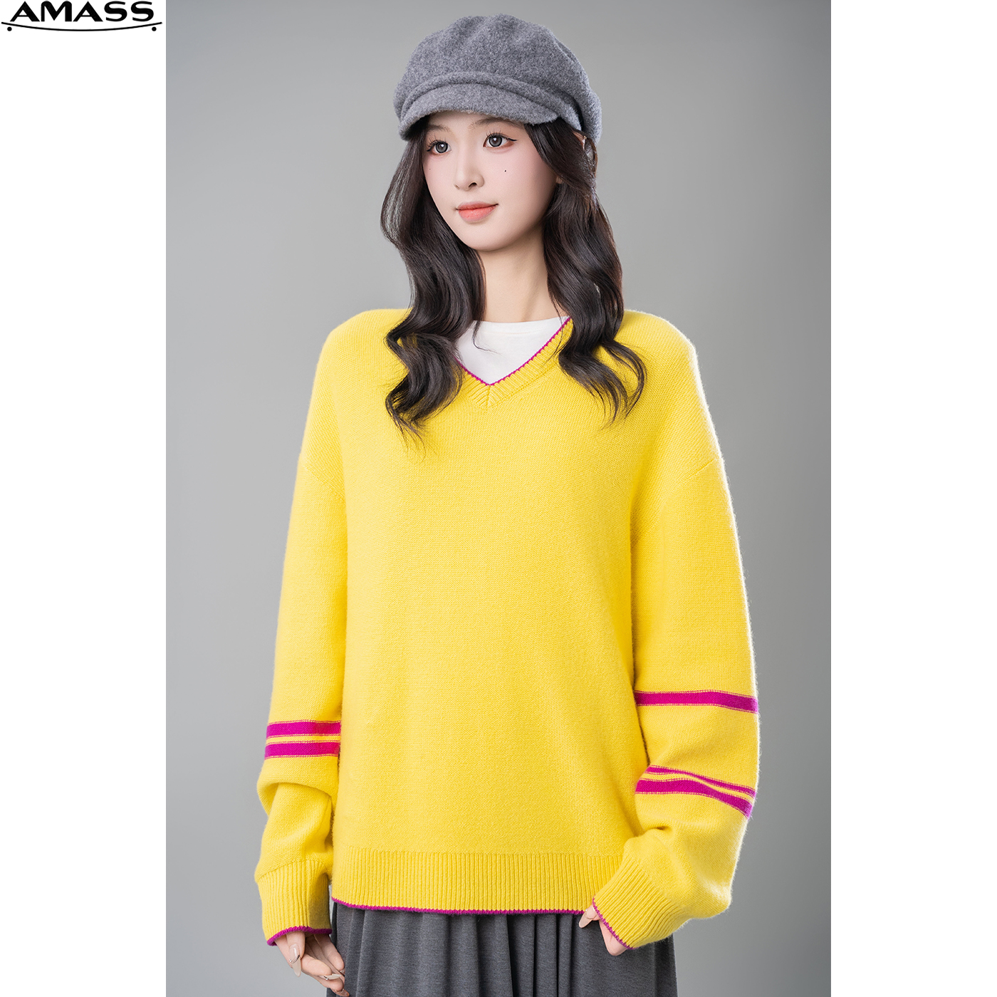 AMASS/阿玛施秋冬时尚百搭简约V领拼色套头长袖针织羊绒衫5399490