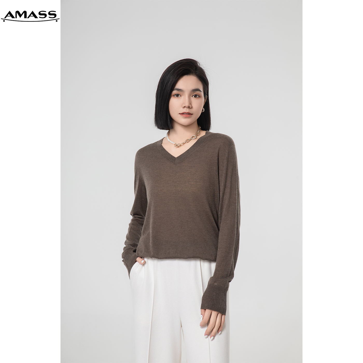 AMASS/阿玛施秋冬雅丹风纯色百搭V领长袖打底毛衣针织衫女5399483