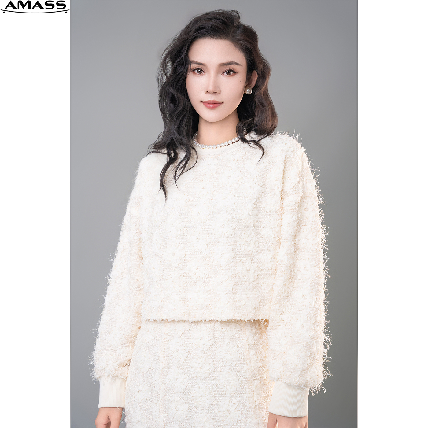 AMASS/阿玛施新款气质白色小香风复古圆领套头长袖卫衣女 5301055