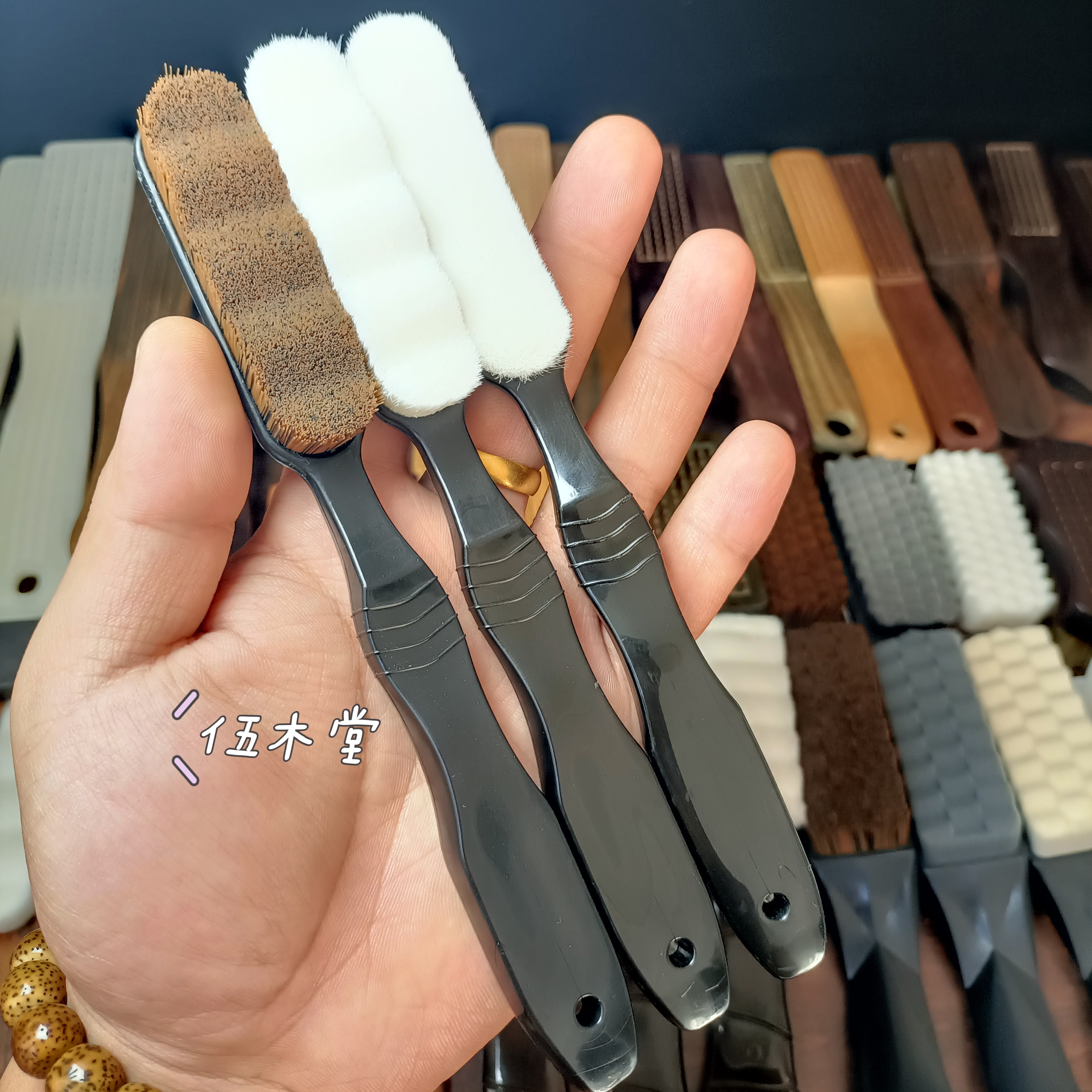 黑柄中号万毛文玩刷