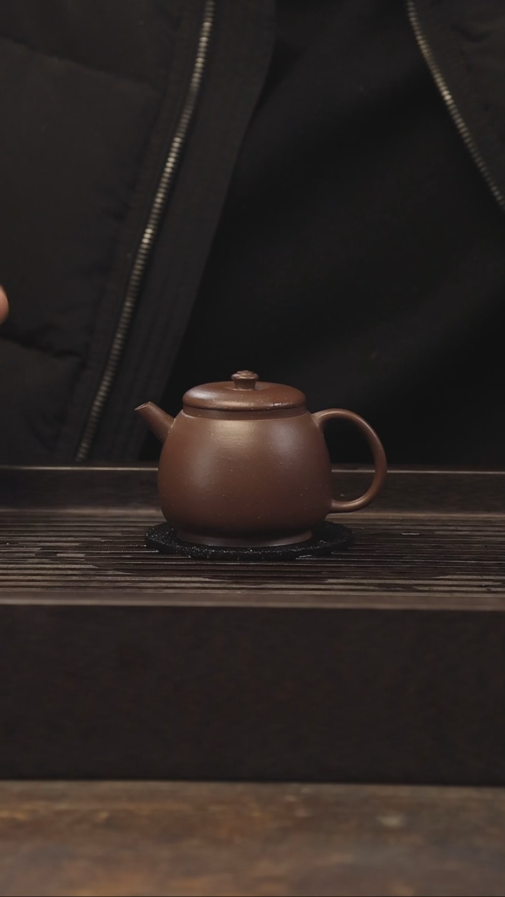 【闪购商品】紫砂茶壶120cc紫泥 胡姣姣 汲古