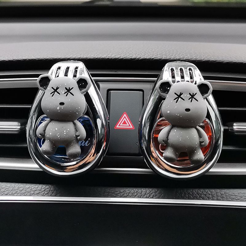 车载香薰汽车内香水香味出风口装饰高档持久淡香车用香氛可爱爱车