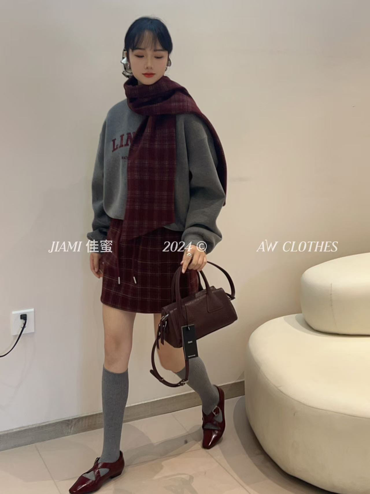 加绒卫衣三件套裙