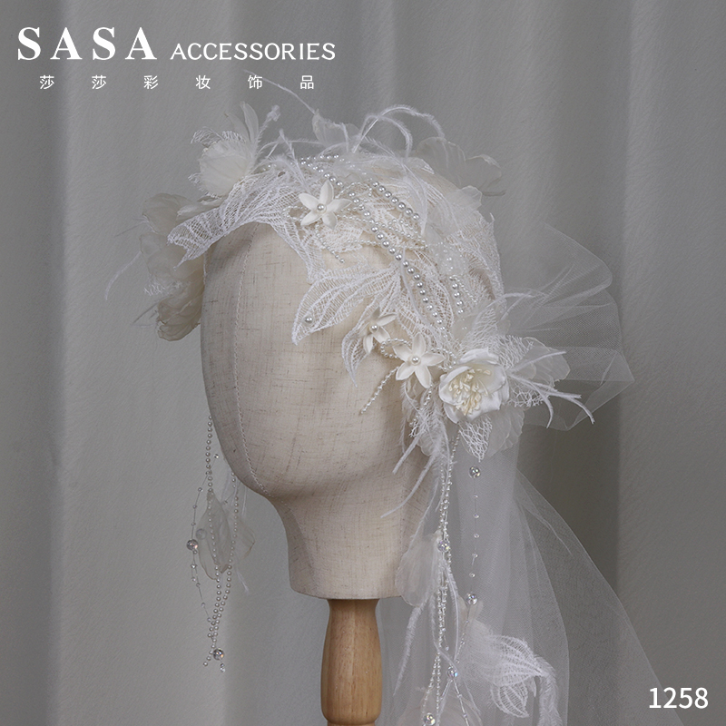 1258莎莎彩妆婚嫁饰品新款手工蕾丝羽毛头纱