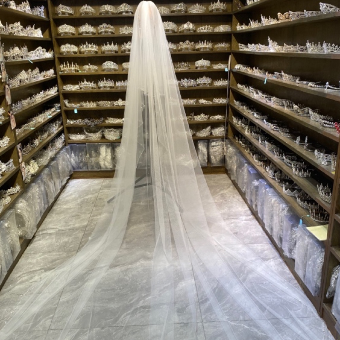 1097莎莎婚嫁饰品新娘白色气质简约长款头纱百搭森系拖尾法式走秀