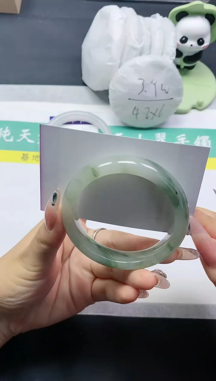 【闪购商品】石英质玉手镯未镶嵌多样性发一T342-54+