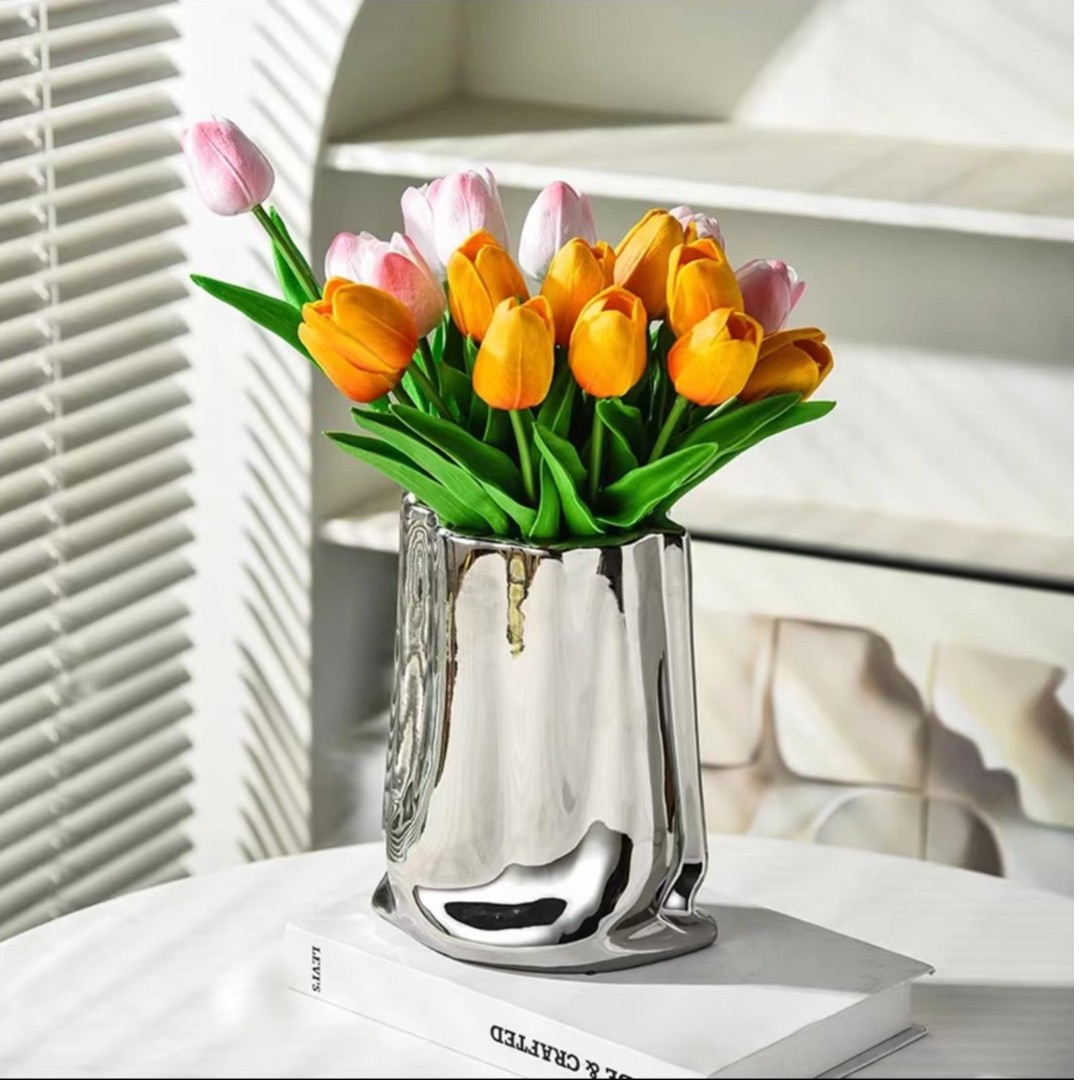 轻奢摆件简约现代陶瓷褶皱ins花瓶水培插花客厅电视柜餐桌装饰品