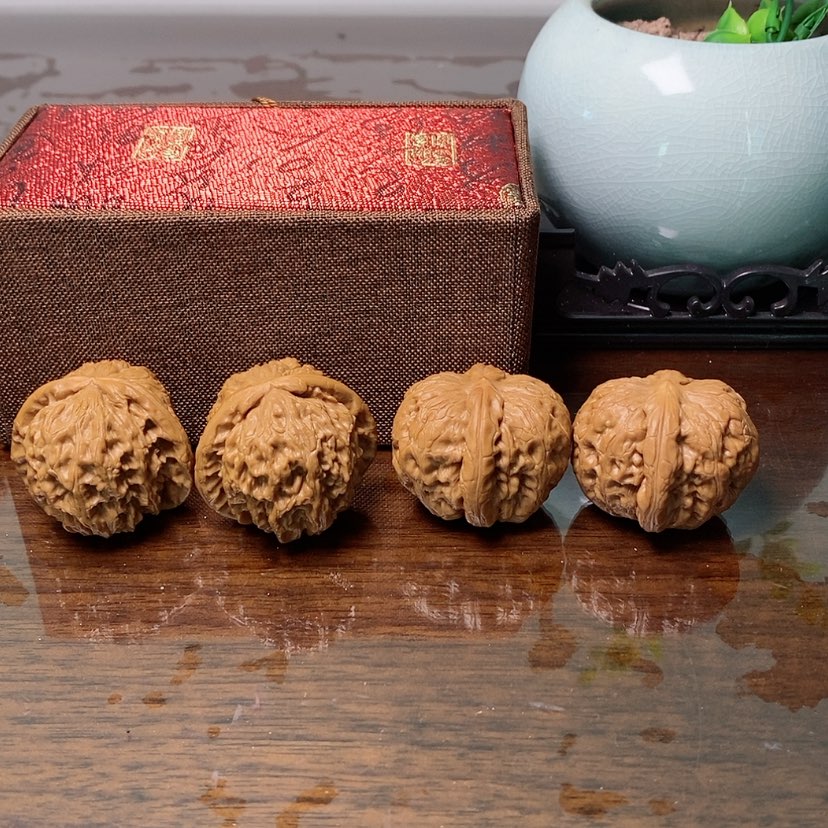 【闪购商品】文玩核桃把件叶*