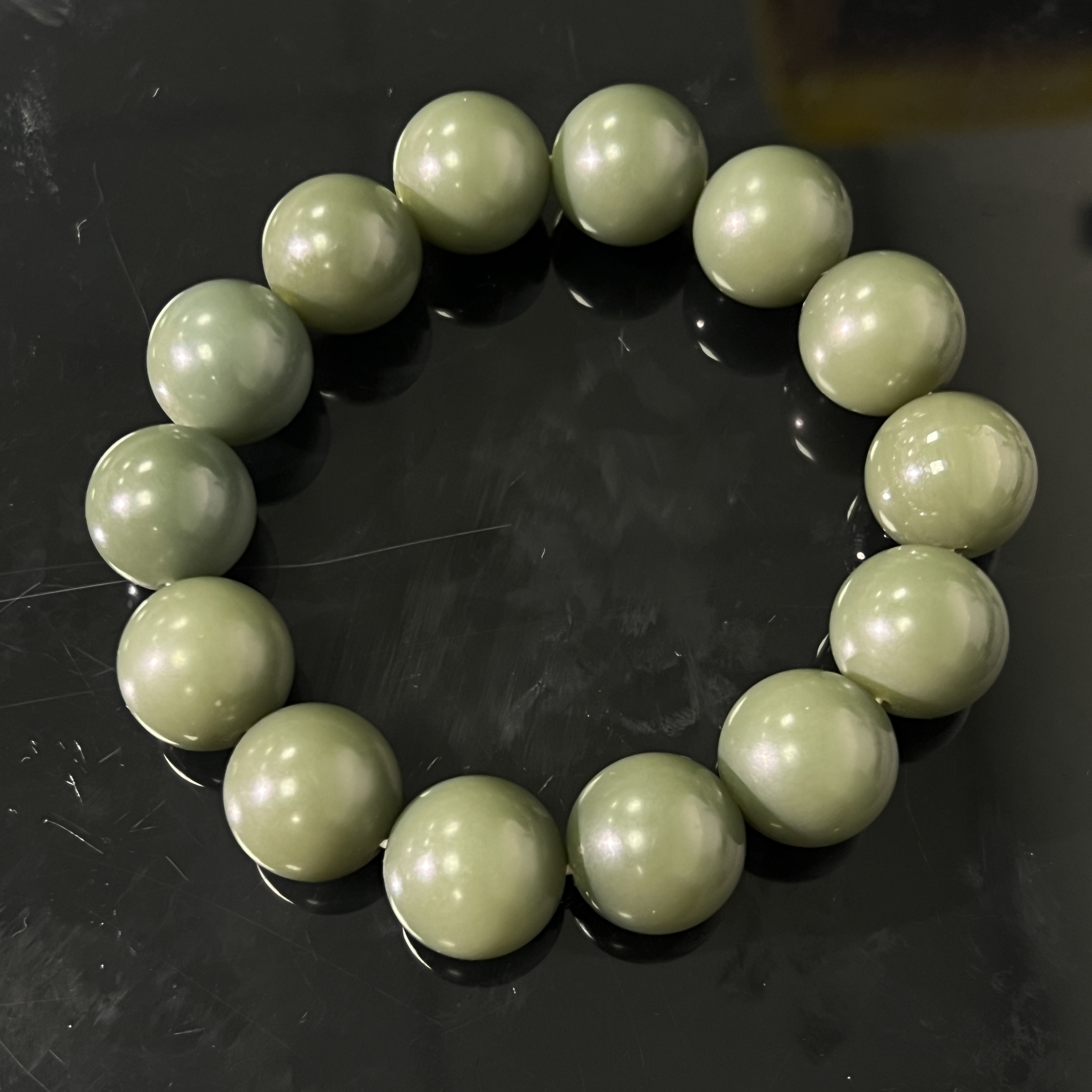 和田玉沙枣青圆珠串KTAB789