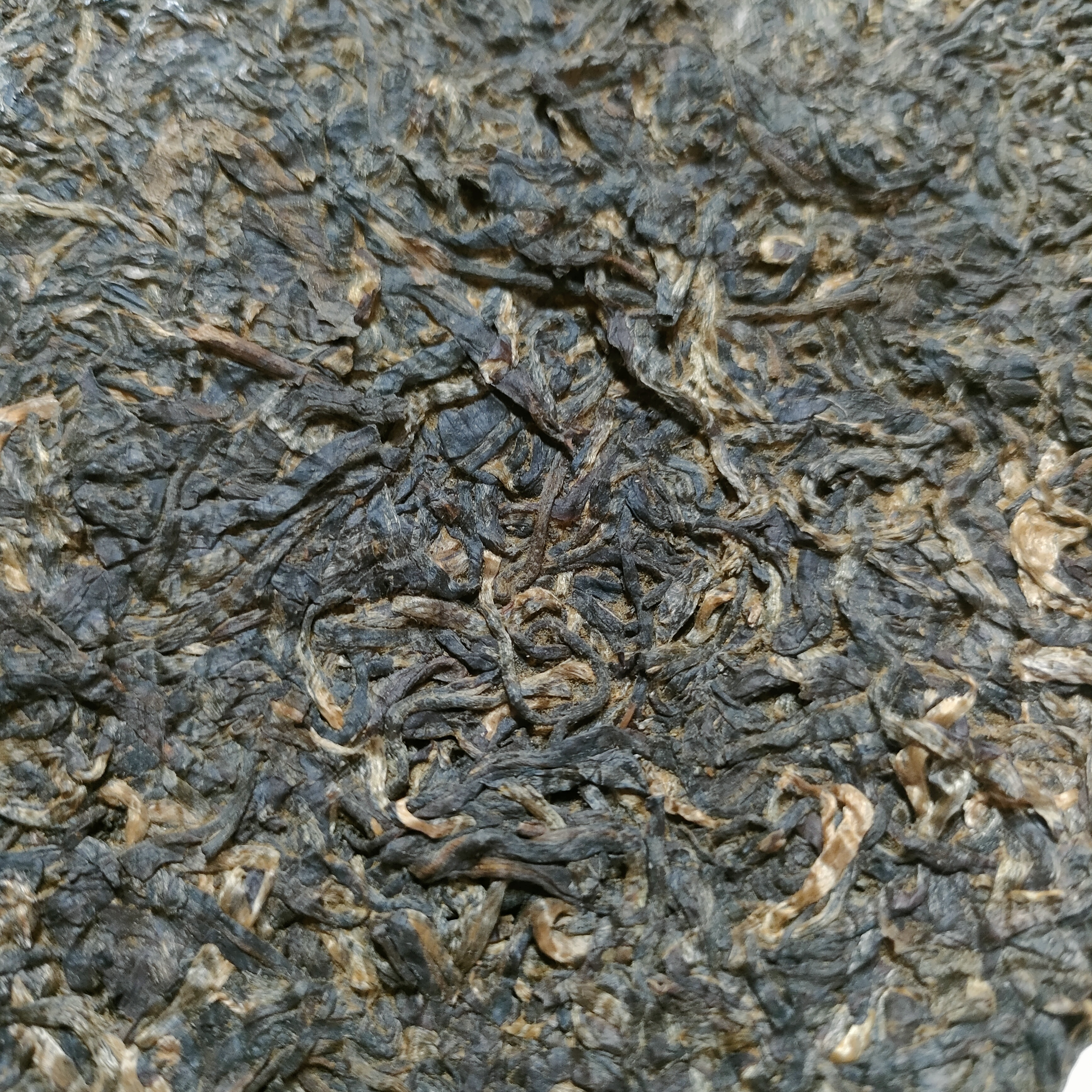 国艳2004年 开厂第一柱 【现场解块】 普洱茶生茶 100克/份