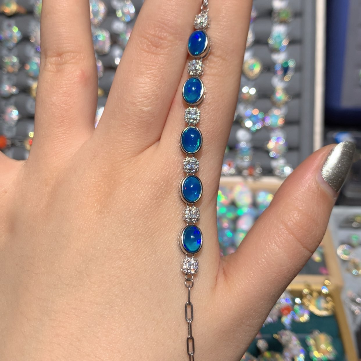 【闪购商品】欧泊Q手链银S925镶嵌竹*月