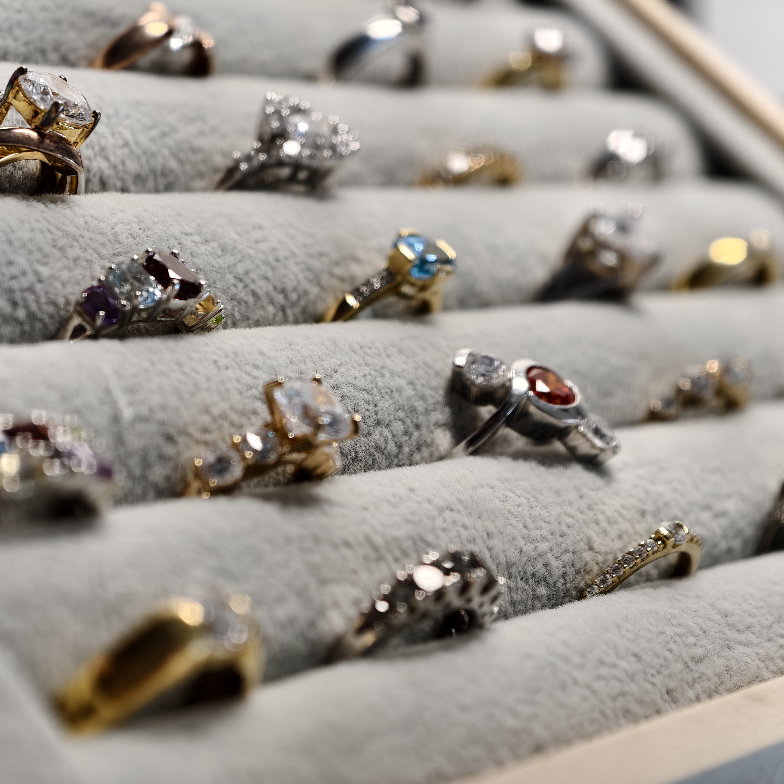 925银锆石戒指 欧回中古轻奢银戒指气质时尚百搭饰品手工银色素款