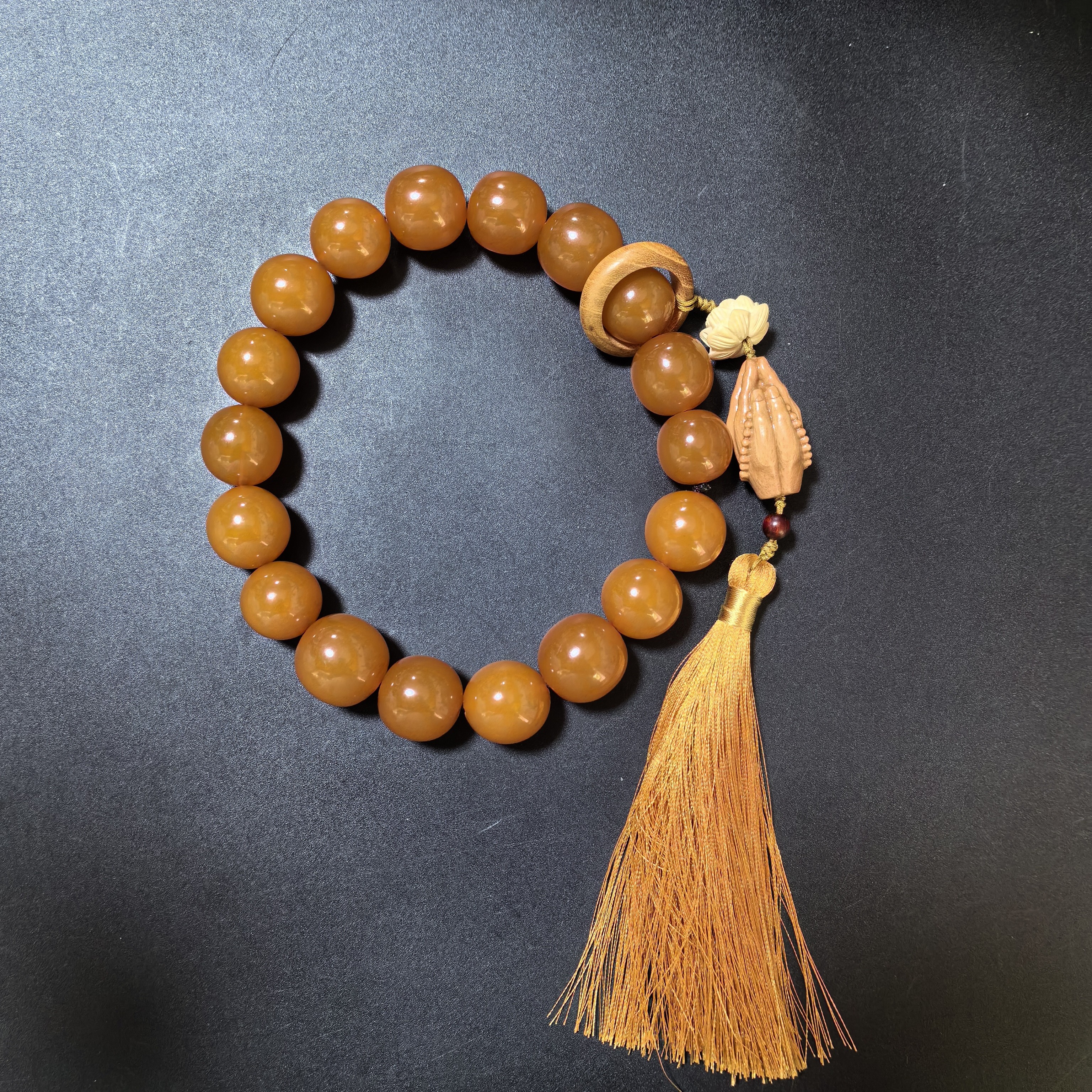 蜜蜡手串天然蜜蜡手串