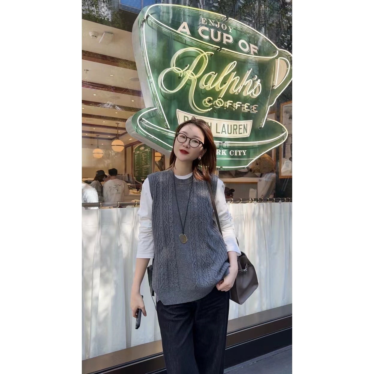 072 & RICE【安娜马甲】秋冬休闲圆领设计感无袖针织衫 31LE071