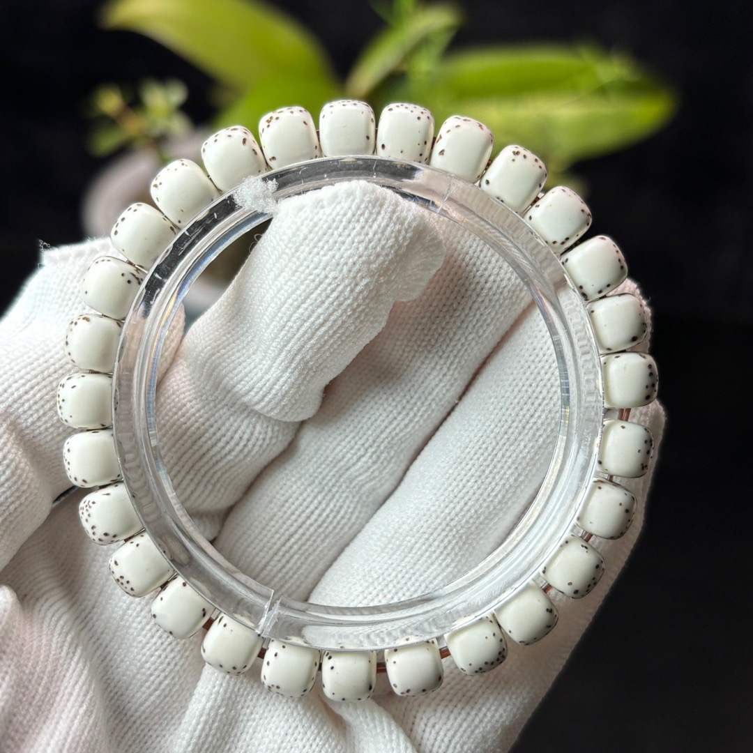 高端星月原生态8*7半壁留白河豚手串，手工高抛光处理
