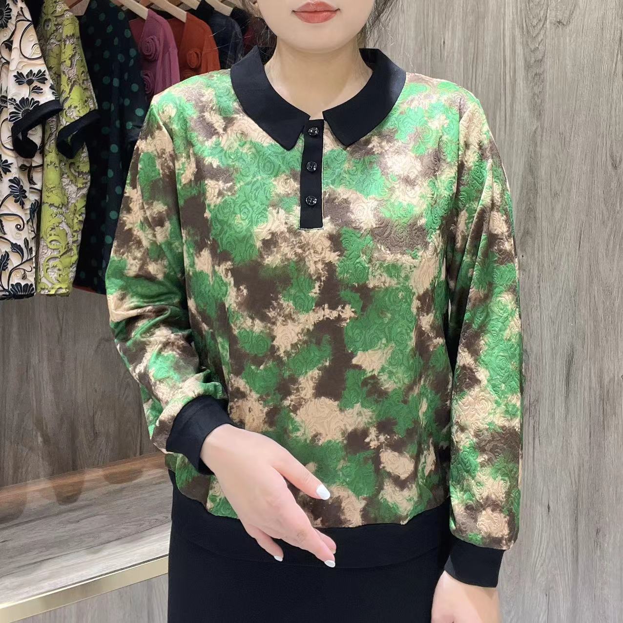 2024秋季新款时尚气质百搭衬衫领上衣印花长袖小衫