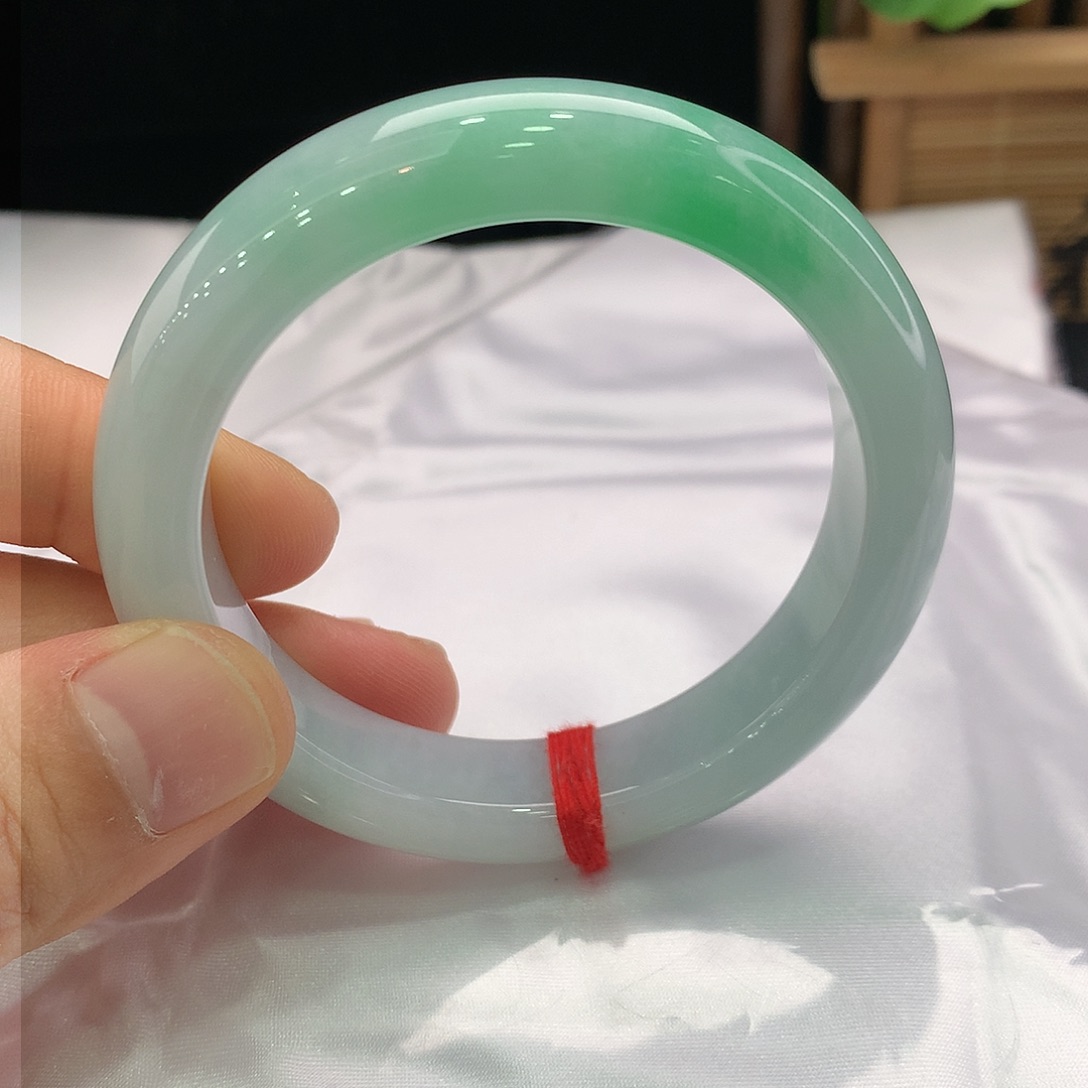 翡翠手镯未镶嵌圈口54-55