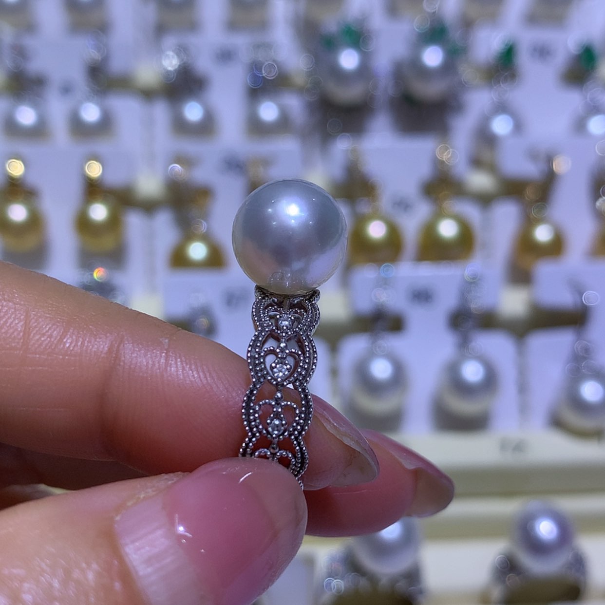 【闪购商品】海水珍珠戒指18K金镶嵌10/11