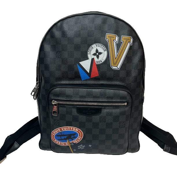 95新 LouisVuitton/路易威登 98新黑棋盘格男士徽章双肩背包454号